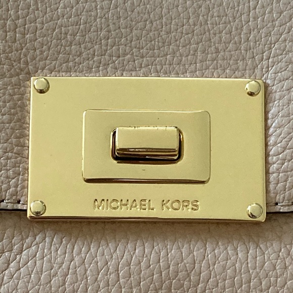 NWT! “Sloan” SM Blush Pink Leather Shoulder Bag by Michael Kors - Picture 13 of 13